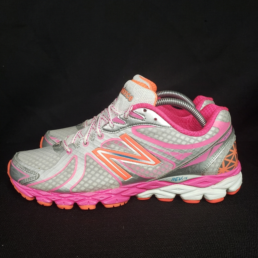 New Balance 870 v3 Revlite Running Shoes